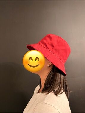 Mango Red/Pink Bucket Hat